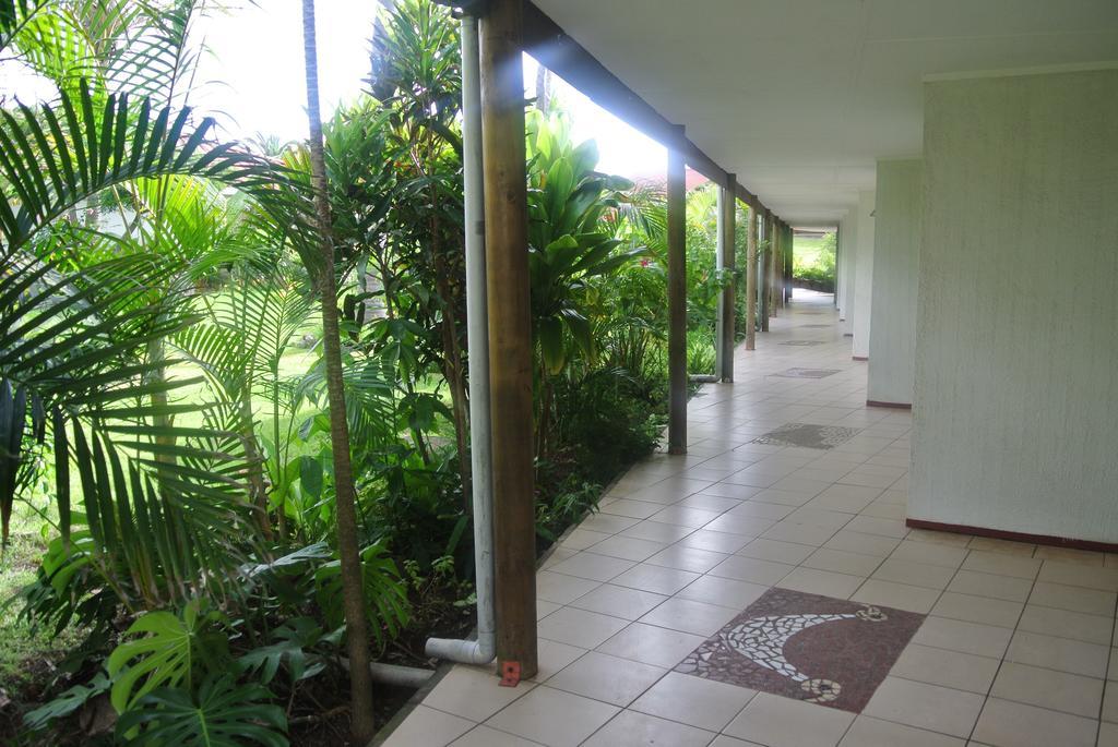 Iorana Isla De Pascua Hotel Hanga Roa Exterior photo